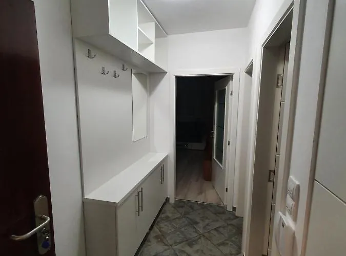 Basic 2 Lägenhet Doboj